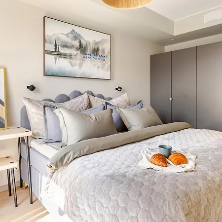 Quiet Luxury In The Heart Of Apartment