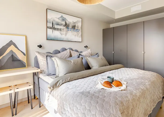 Quiet Luxury In The Heart Of Apartamento